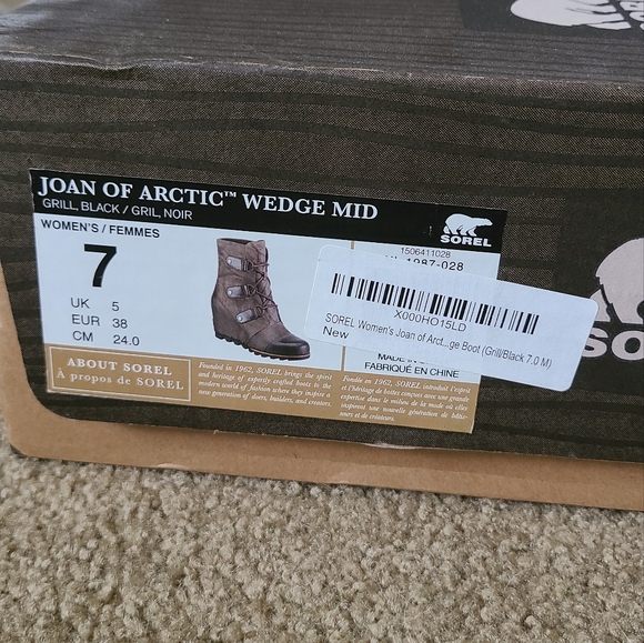 Sorel 7 Joan of arctic wedge boot like new - Picture 5 of 5